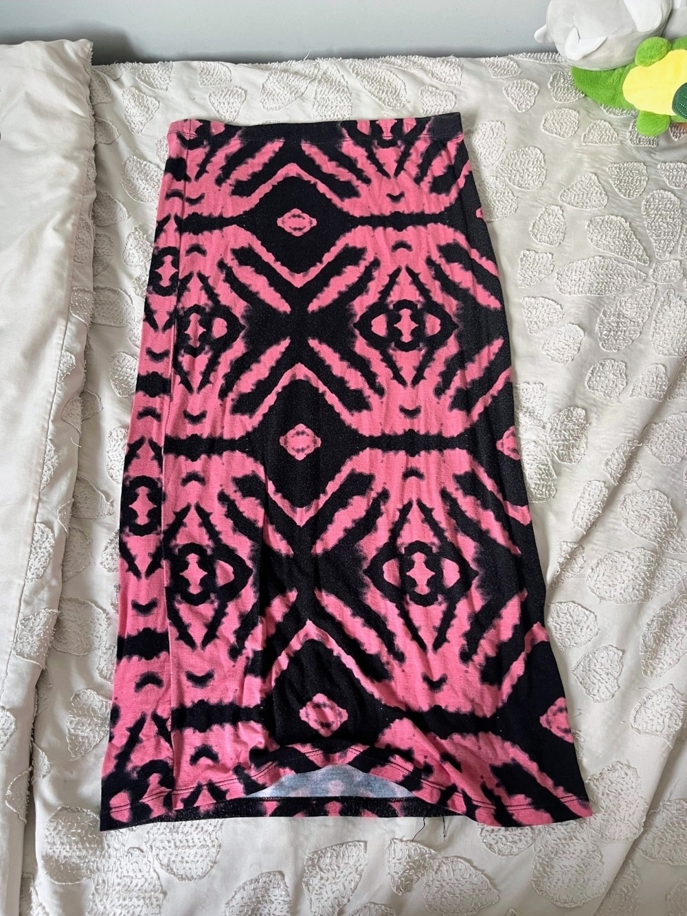 Ardene Pink and Black Geometric Midi Skirt